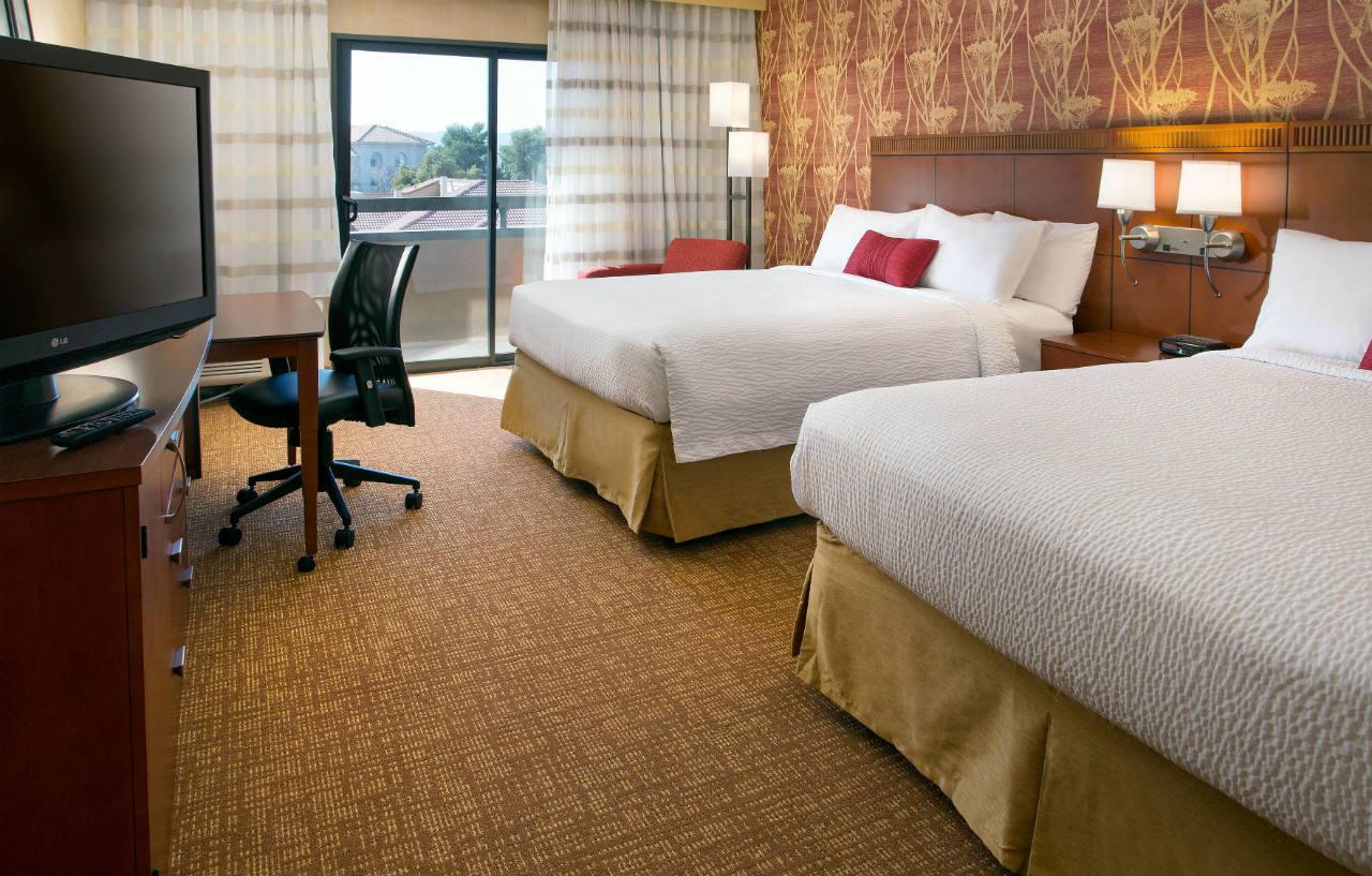 Courtyard By Marriott Phoenix Airport Esterno foto