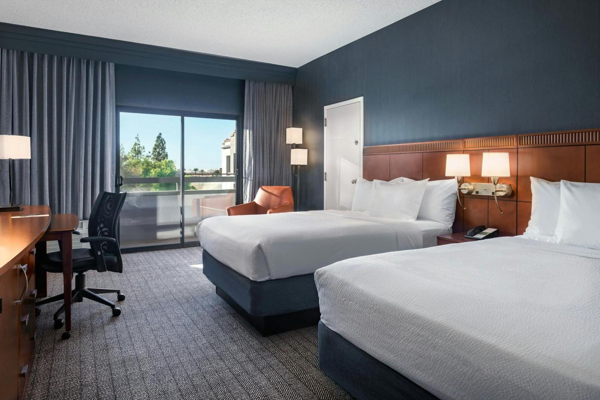 Courtyard By Marriott Phoenix Airport Esterno foto