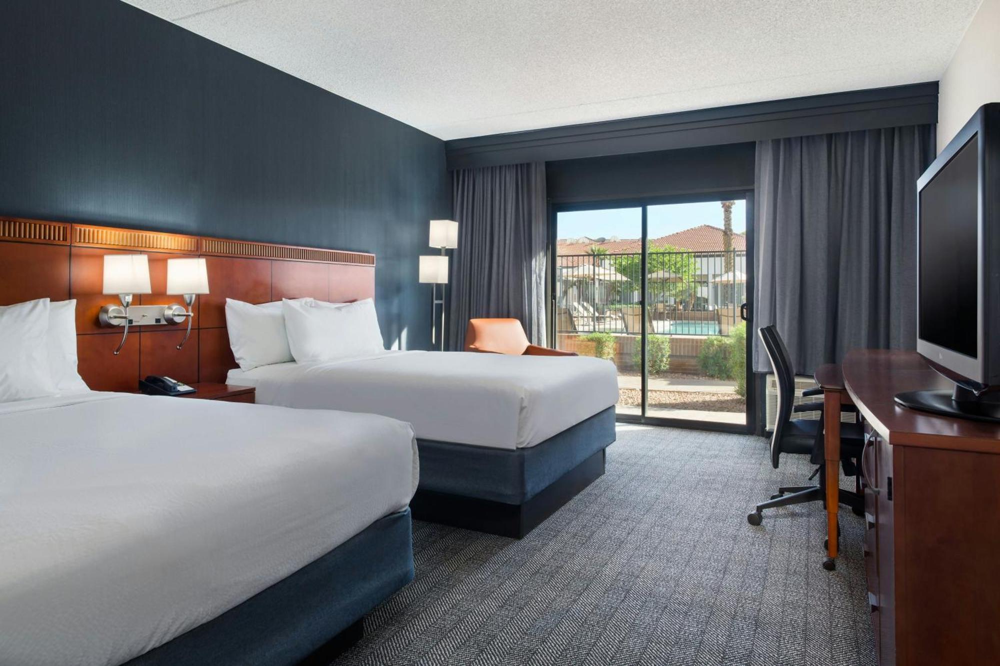 Courtyard By Marriott Phoenix Airport Esterno foto