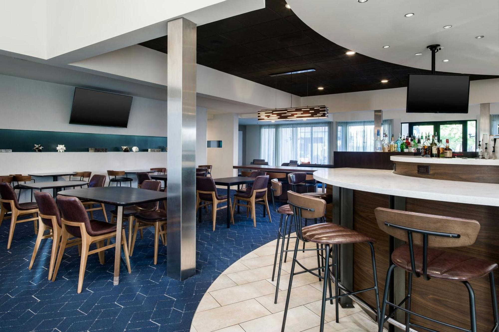 Courtyard By Marriott Phoenix Airport Esterno foto