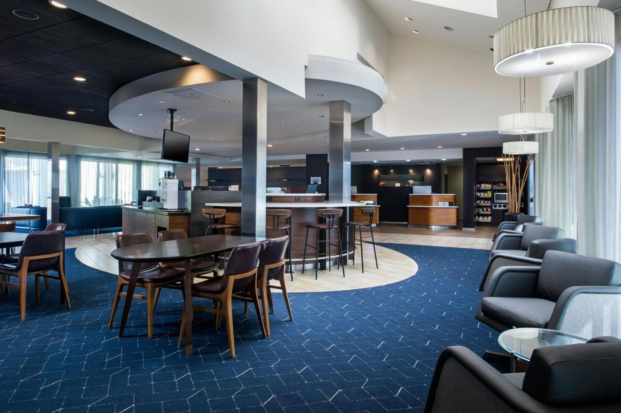 Courtyard By Marriott Phoenix Airport Esterno foto