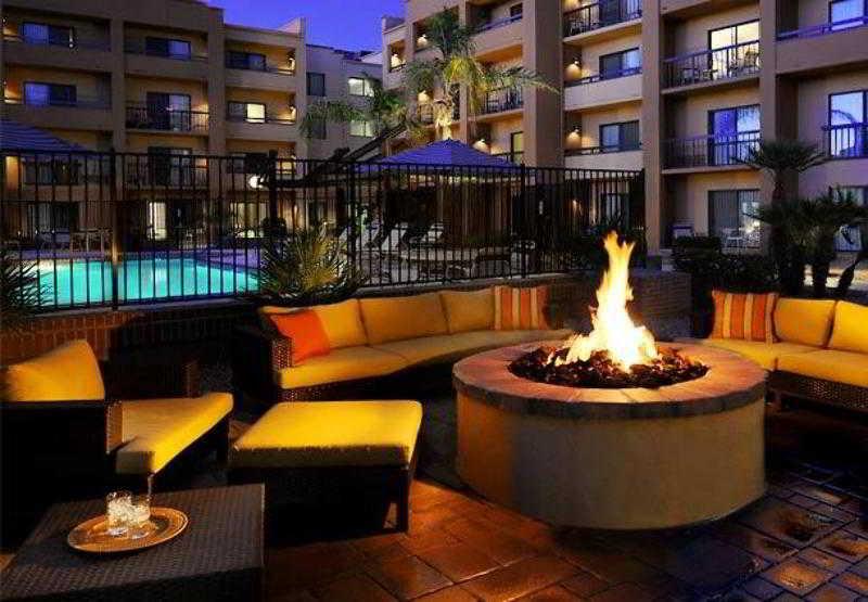 Courtyard By Marriott Phoenix Airport Esterno foto