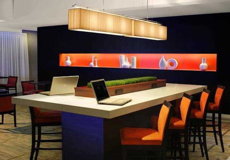 Courtyard By Marriott Phoenix Airport Esterno foto